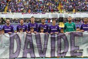 homenagens a Davide Astori 