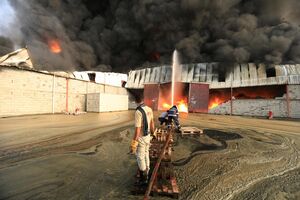 Iémen - incêndio armazém programa alimentar mundial 