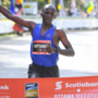 Erick Kiptanui e Etagegne Woldu vencem meia maratona de Lisboa
