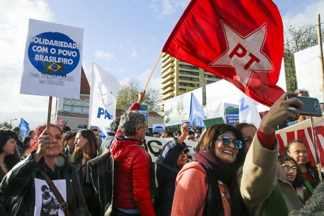 protesto Lula Lisboa