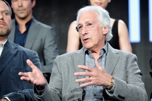 Morreu o produtor Steven Bochco, um dos criadores de A Balada de Hill Street