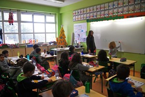 Professor precisa-se. Escolas têm 570 vagas sem nenhum candidato