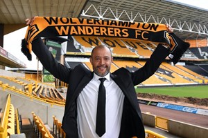 Covid-19: Wolverhampton proíbe jogadores de ir às compras para evitar contágios