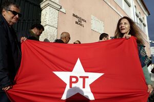 Manifestação pro Lula - Lisboa 