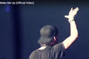 avicii wake me up 