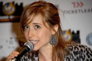 Allison Mack