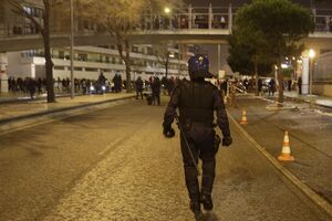 polícia adeptos 