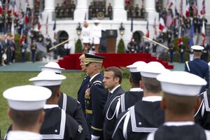Trump Macron 