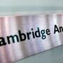 CEO da Cambridge Analytica abandona o cargo