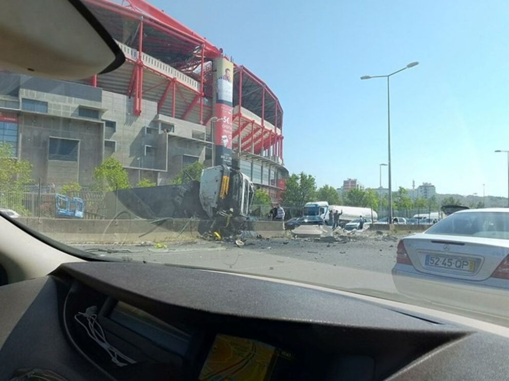 Acidente com camião Estádio da Luz 