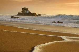 Portugal vai ter 352 praias com Bandeira Azul