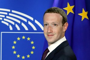 Zuckerberg pede desculpa à Europa: 'Não fizemos o suficiente'