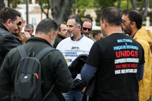 Vigília militares e polícia 