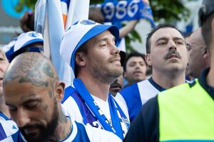 autocarro fc porto adeptos dragão 