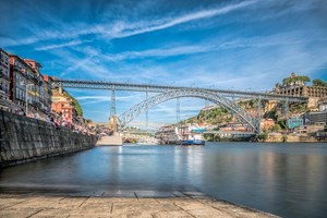 Movimento acusa Câmara do Porto de criar 'distrações' para não conter alojamento local 