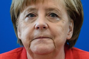 A reforma de Angela Merkel: 15 mil euros e sopas de batata