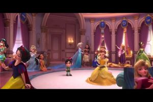 Wreck It Ralph 2 Trailer but it's the Disney Princesses scenes.mp4