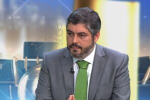 Pinotes Batista diz que Bruno de Carvalho falsificou documento