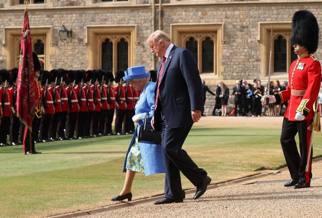 Trump Isabel II 
