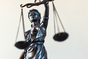 Homem que raptou e violou criança no Seixal condenado a 12 anos de prisão