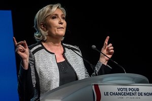 Eleições Europeias: projeções dão vitória à extrema-direita de Le Pen em França
