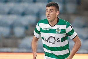 Battaglia anuncia saída do Sporting e diz que “nunca soltou a mão ao grande clube”
