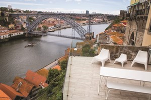 O novo rooftop do Porto tem uma carta para todas as horas do dia