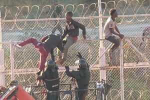 migrantes Ceuta Marrocos 