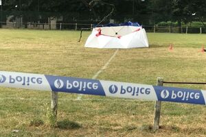 Antigo militar faz-se explodir em campo de futebol na Bélgica