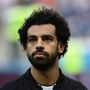A nova vítima das estátuas 'bizarras' é Mo Salah