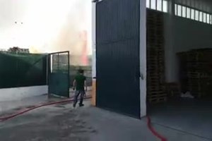 As imagens do incêndio em Camarate