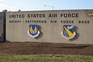 Tiroteio em base militar da Força Aérea norte-americana