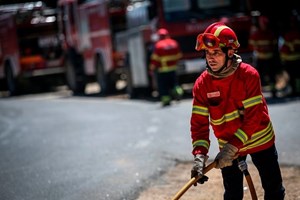 Sapadores preocupados com aposentação dos bombeiros aos 60 anos