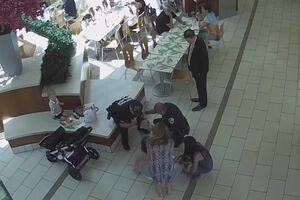 Dramatic Video Shows Florida Officer Saving Choking Baby.mp4