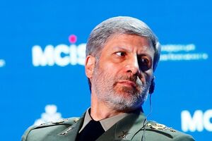 ministro da defesa Irão Amir Hatami