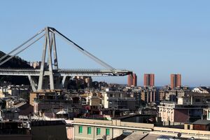 Genova queda ponte auto-estrada 