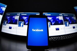 Facebook telemóvel