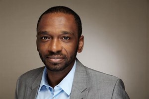 Filho de José Eduardo dos Santos enfrenta acusação de burla em Angola