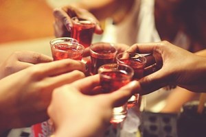 Há cada vez mais crianças sob proteção do Estado devido a álcool