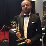 Português conquista Emmy por Melhor Genérico 