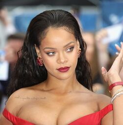 Mansão de Rihanna em Beverly Hills alvo de disparos 