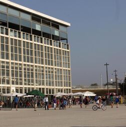 Edifício Transparente no Porto vai ser parcialmente demolido e Câmara procura alojar empresas