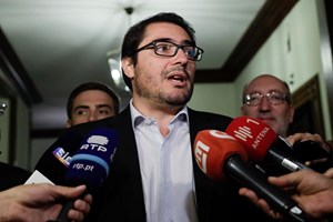 PCP quer ouvir ARS de Lisboa no Parlamento sobre fecho de urgências