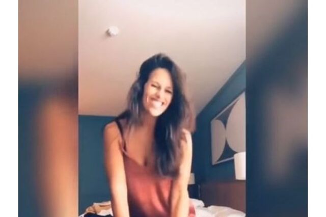 Rita Pereira Feliz Faz Danca Sensual De Pijama Social Sabado