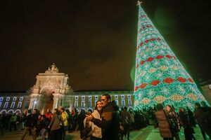 Lisboa inaugura iluminação de Natal