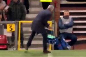 CofinaEditor_2018-11-27_22_04_32mourinho.mp4