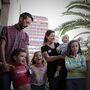 Mais de metade dos portugueses não pode ausentar-se do trabalho para cuidar dos filhos