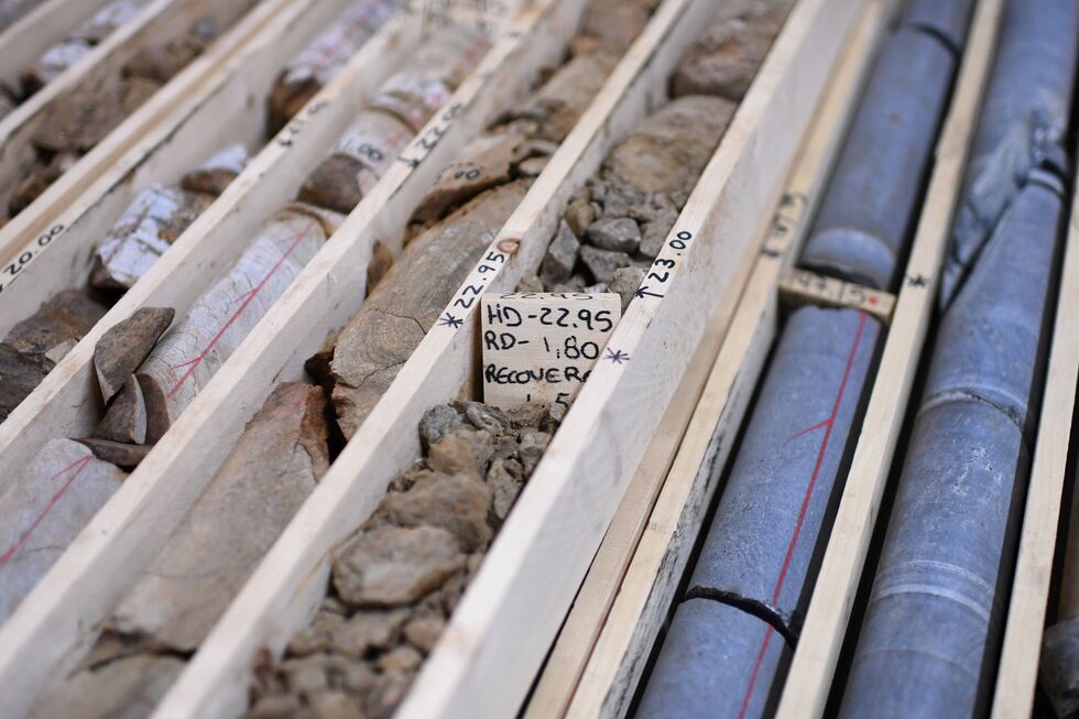 Projeto português de fabrico de baterias de lítio recebe financiamento da Comissão Europeia