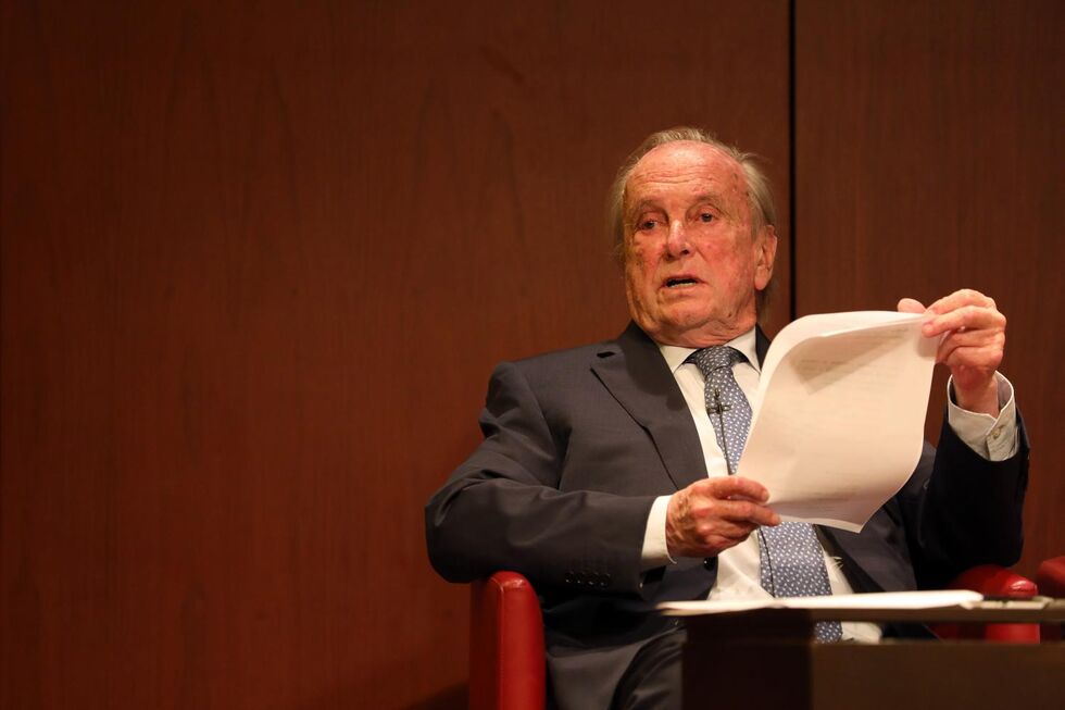 Apesar de reformado, Pinto Balsemão acompanha a possível venda da Impresa