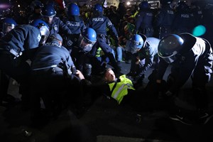 'Coletes amarelos': Manifestantes começaram a desmobilizar no Marquês de Pombal